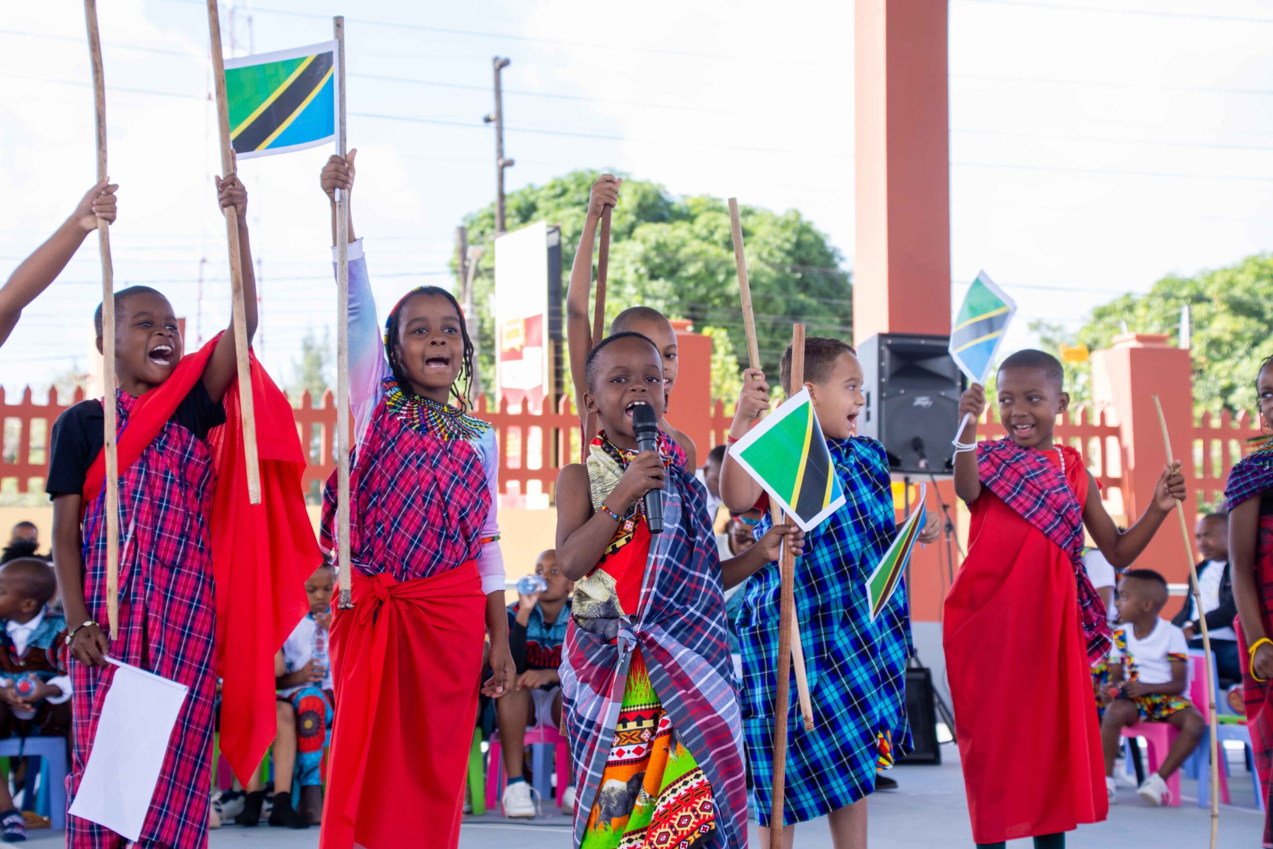Poesia, canto, dança e gastronomia marcam celebração do Dia de África